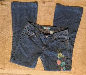 Bacci Floral Embroidered Flare Jeans Size 13/14 Y2K Blue Denim (Mid Rise)